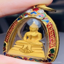 โสธร80ปีกรมตํารวจ เนื้อทองคำพิมเล็ก เลี่ยมทองตราเพชร