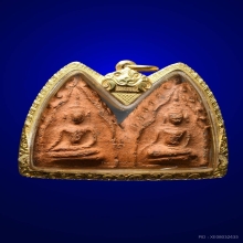 พระขุนแผนพลายคู่ พิมพ์หน้ามงคลกลาง กรุบ้านกร่าง เลี่ยมทอง