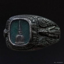 แหวนเงินลงยา หัวพระบรมธาตุนครศรีธรรมราชยุคต้น