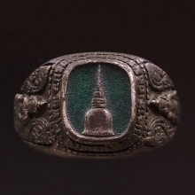 แหวนเงินลงยา หัวพระบรมธาตุนครศรีธรรมราชยุคต้น