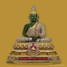 พระแก้วมรกตฤดูฝน ปี 2542 หน้าตัก 9 นิ้ว ปิดทองประดับพลอย