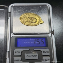 เหรียญหลวงปู่แหวน เนื้อทองคำ ปี 2525 
