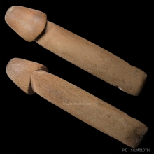 ๙ “จารมือ+อุดผง” ปลัดขิกอาจารย์ไสว พรหมอินทร์ ๙