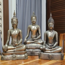 พระบูชา 3 สมัย วัดช้างล้อม รุ่นแรก 9 นิ้ว เนื้ออัลปก้า