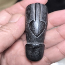 ปลัดขิกหลวงพ่อบุศย์ วัดพรหมวิหาร