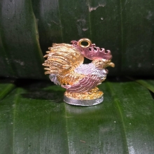 ไก่ รุ่น เงินไหลมา หลวงปู่ศิลา 