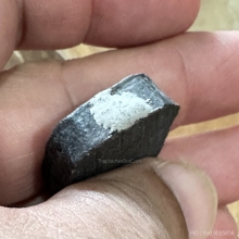 หลวงพ่อปาน วัดบางนมโค พิมพ์ไก่หางรวม เนื้อดำ ปี 2505