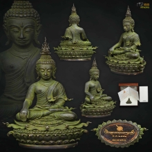 พระกริ่งพระพุทธประทานยศบารมี เนื้อนวะโลหะห่ม เขียว 