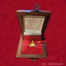 หลวงพ่อโสธร เนื้อทองคำ