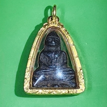 พระเหยี่ยวดำ วัดทุ่งวุ้ง เนื้อดินดำ ลพบุรี 