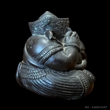 พระพิฆเนศปิดตาอ้อมจักรวาล หลวงปู่หงส์ รุ่นแรก