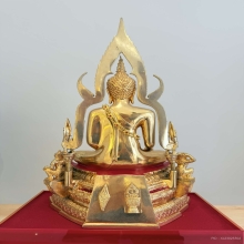 พระพุทธชินราชจำลอง ภปร. รุ่นปฏิสังขรณ์ ปี 2534 กะไหล่ทอง สวย