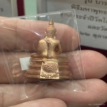 หลวงพ่อโสธร รุ่น บารมรแผ่ไพศาล ปี 63