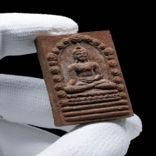 พุทธสิหิงค์ หลักเมือง รุ่นแรก ปี30 โซนเนื้อพิเศษ