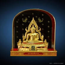 พระบูชาพระนางพญาซุ้มเรือนแก้วจำลอง วัดนางพญา พ.ศ.๒๕๑๙