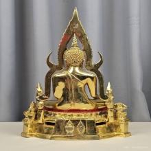 พระพุทธชินราช มาลาเบี่ยง ปี 2520 หน้าตัก 5.9 นิ้ว กะไหล่ทอง