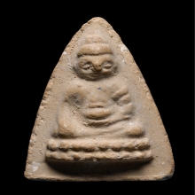 พระพุทโธน้อย พิมพ์เล็กไหล่จุด(นิยม)