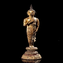 พระรัตนะปางนาคาวโลก