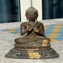 พระบูชาปาง สนเข็ม วัดเวฬุราชิน ปี 2497  หน้าตัก 4 นิ้ว