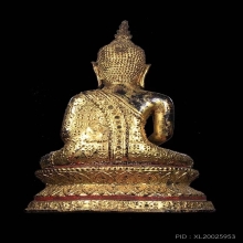 พระบูชารัตนะจีวรดอก แชมป์สมาคมฯ