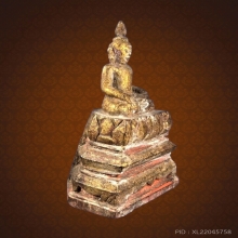 พระพุทธรูปไม้แกะขนาดจิ๋ว
