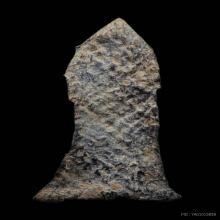 พระร่วงนั่ง กรุบ้านพลูหลวง จ.สุพรรณบุรี เนื้อตะกั่วสนิมแดง