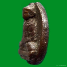 เหรียญหล่อรุ่นแรกหลวงพ่อไปล่ วัดกำแพงเนื้อสัมฤทธิ์