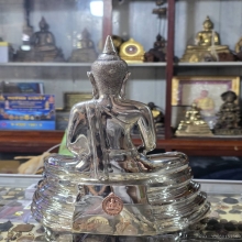 หลวงพ่อโสธรหน้าตัก7นิ้ว  รุ่นมหาโภคทรัพย์  สร้างแค่10องค์  