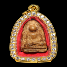 พระรอดกรุวัดมหาวันพิมพ์ต้อ