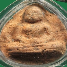 พระเชตุพนหน้าโหนก เนื้อดิน จ.กำแพงเพชร