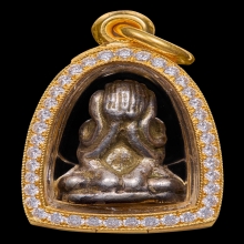 พระปิดตาอันดับหนึ่งของ สปป.ลาว พ่อแม่เพ้า วัดพระบาทโพนสัน