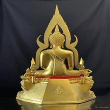 พระพุทธชินราชจำลอง ตราสัญลักษณ์อกเลาวิหารหลวงพ่อชินราช ๑๖