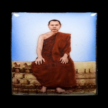 ล็อกเก็ตเขียนสี หลวงพ่อสังวาลย์ เขมโก
