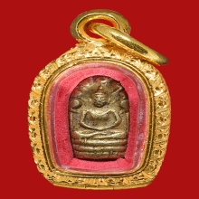 ปรกใบมะขามท่านเจ้าคุณสุนทร วัดกัลยา