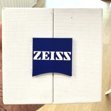 กล้องzeiss สีน้ำเงิน