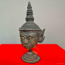 เศียรพระลักษณ์หน้าทอง ขนาดตั้งบูชา หลวงปู่กาหลง เขี้ยวแก้ว