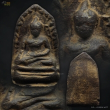พระรอด ครูบากองแก้ว พิมพ์ใหญ่เนื้อเขียว