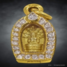 พระปรกใบมะขาม หลวงพ่อพานเนื้อทองคำ