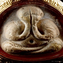 พระปิดตามหาเสน่ห์ (เนื้อยุคต้น) หลวงปู่โต๊ะ