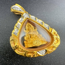 พระพุทธชินราช ภปร. ปี2548 ทองคำ พิมพ์เล็ก พร้อมกรอบเพชร