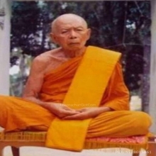 พระร่วงรัตนฤทธิ์ หลวงปู่ทิมวัดละหารไร่เนื้อนวะชนวนชินบัญชร