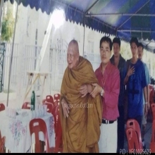 หลวงพ่อเปิ่น รุ่นแรก ปี19 เนื้อนวะ