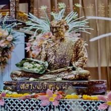 รูปหลวงพ่อพรหม หลังยันต์ ปี 2512