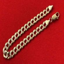 สร้อยข้อมือทองคำYellow Gold 18K 750 ลายเลสจิกเพชร