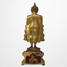 พระพุทธรูปปางอุ้มบาตร 