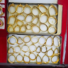 ตลับพระทองคำ ( คิดราคาเป็นกรัม ) ( ไม่มีค่าซิ ไม่มีค่าแรง )