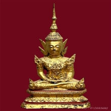 พระบูชารัตนะทรงเครื่อง 