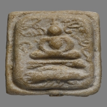 พระคู้สลอด ปลาหมู ไม่ลงกรุ