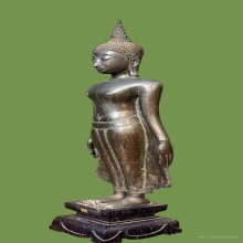 พระ พุทธรูปสมัยสุโขทัยปางเปิดโลก