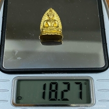 พระทองคำ พระรอดหลวงทองคำ รุ่นบูรณะวิหาร วัดมหาวัน